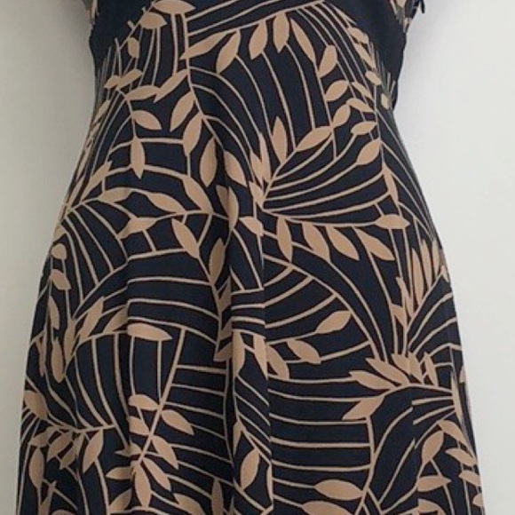 Dressbarn Empire Waist Dark Cottagecore Coquette Tie Faux Wrap Top Midi Dress 10 - Picture 9 of 12